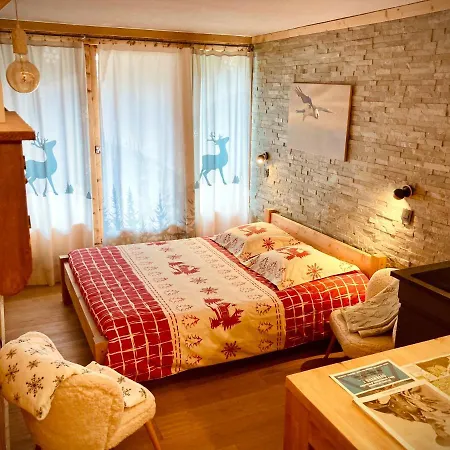 Le Gypaète * Chamonix