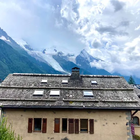 Le Gypaete Apartamento *