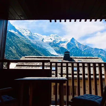 Le Gypaete * شامونكس